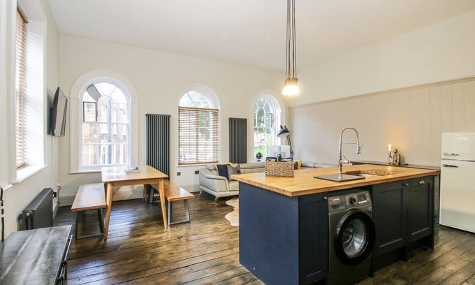 Shrewsbury Cottage | 1C COLLEGE HILL, pet friendly in Shrewsbury