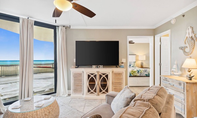 Panama City Beach Condo | 1st Floor + Gulf View! Beach Service Included!
