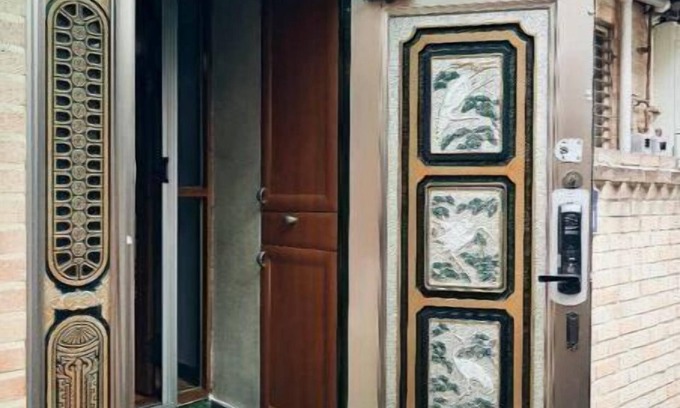 Myeongdong House | ♠1st Floor & No Uphill♠ Spacious Family House