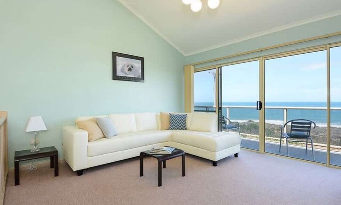 Port Elliot House | 2/42 Ocean Road Port Elliot