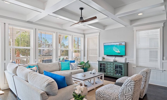 Santa Rosa Beach House | 2,550+ SqFt, 3 Kings, 4 Bikes, Swing on Porch! ~ Barefootin' on 30A at NatureWal