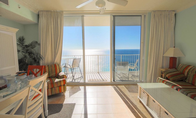 Panama City Beach Condo | 2.5BR/3BA Condo + Gulf Views + Walk To Pier Park!