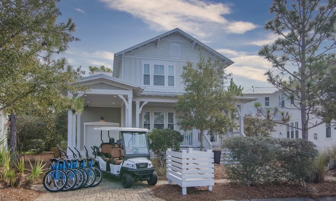 Santa Rosa Beach House | 2,700+ Sq Ft, Golf Cart & 6 Bikes! Resort Pool! - Life's a Beach at NatureWalk o