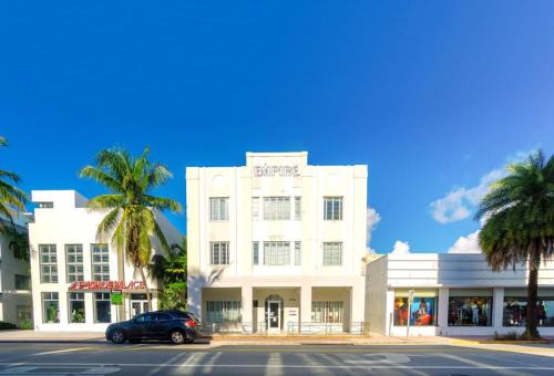 Flamingo/Lummus House | 2 Bdr and 1 Bth CHIC and COZY Apartment on Collins Ave