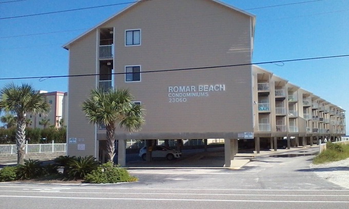 Orange Beach Condo | 2 Bdrm./2 Bath Ocean-Side-10% discounts for Summer Rates-Now booking for Fall!