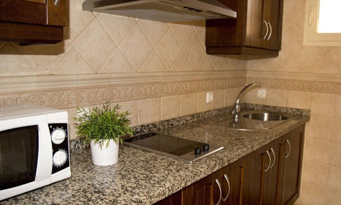 La Linea de la Concepcion Apartment | 2 bedroom apartment (Block 1 - Apartment 8)