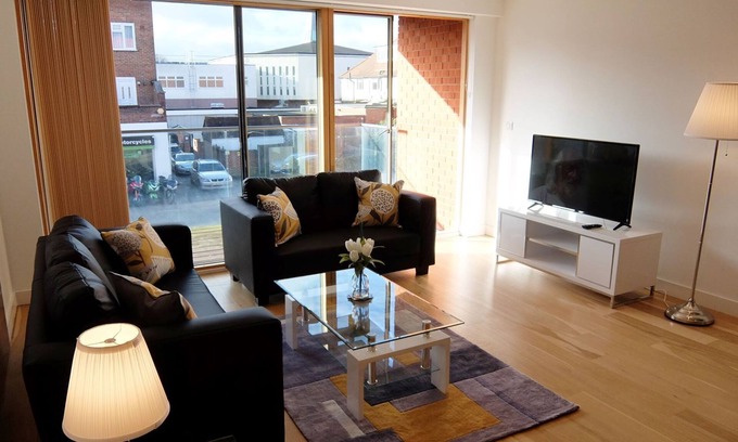 Manor Condo | 2 Bed, 2 Bath next to the station