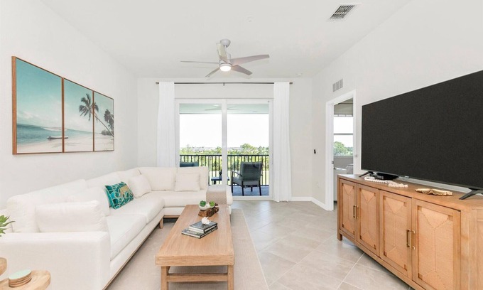 Venice Condo | 2-Bed 2 Baths Condo in Wellen Golf & Country Club