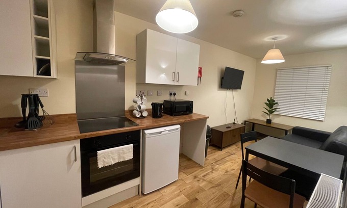 East Walworth Apartment | 2 Bed Apartment/Tower Bridge/Big Ben/The Shard