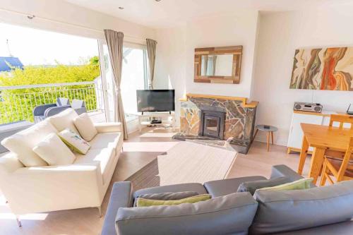 Abersoch House | 2 Bed Cottage Abersoch - close to beach and village - Pet Free