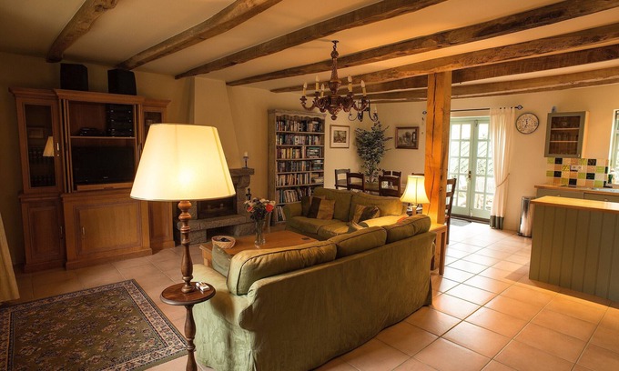 Saint-Ouen-La-Rouerie Cottage | 2 Bed Cottage. Sleeps 5. 30 minutes from Mont St Michel