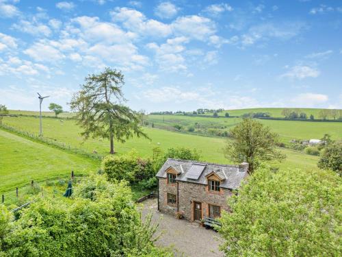 Newcastle-on-Clun House | 2 Bed in Clun 95107