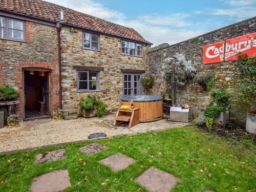 Leigh upon Mendip House | 2 Bed in Frome 89168