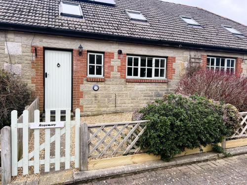 Godshill House | 2 Bed in Godshill IC106