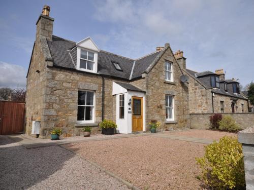 Huntly House | 2 bed in Huntly AB171