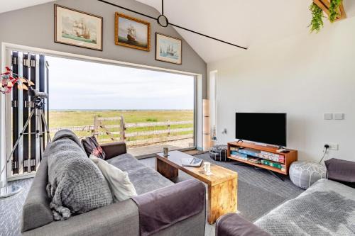 Walcott House | 2 Bed in Walcott oc-s32403