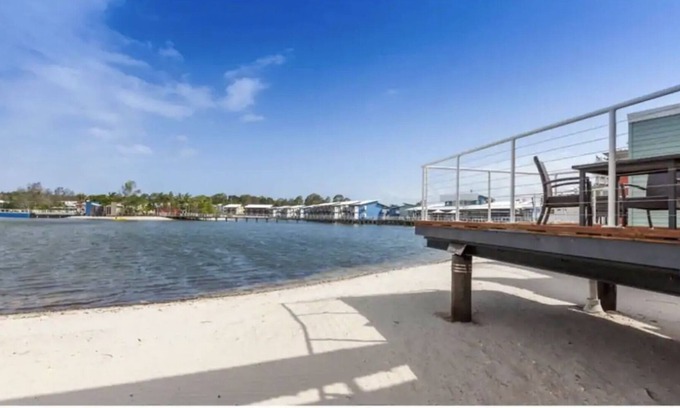 Gold Coast Cabin | 2 BEDROOM LODGE – COURAN COVE - THE PERFECT ISLAND ESCAPE AWAITS YOU