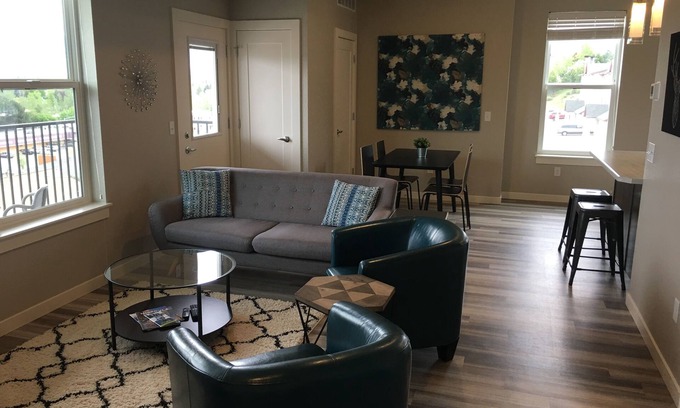Farviews - Pattee Canyon Apartment | 2 bedroom + 1 bath apartment with amazing views!