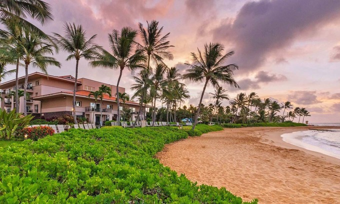 Poipu Villa | 2 Bedroom 2 Bath Hawaiian Villa Resort On The Beach - Family Friendly