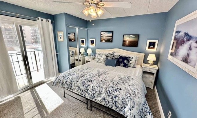North Wildwood Condo | 2 Bedroom 2 Bath Condo in NW Beach Block, PoolView
