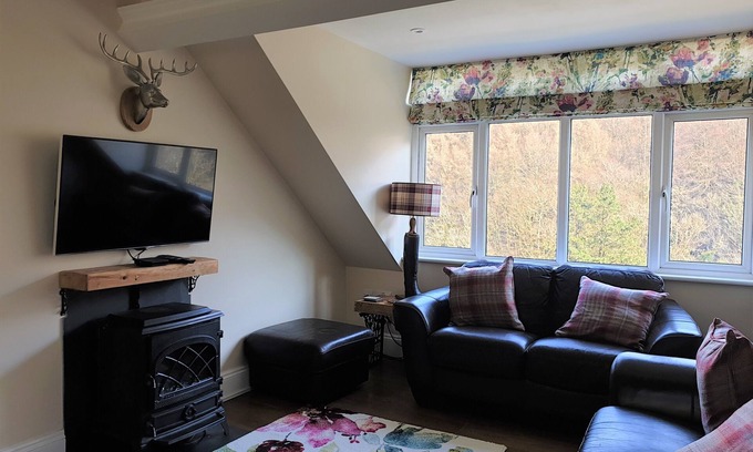 Barbrook Apartment | 2 bedroom, 2 bathroom apartment with views, Lynton, Exmoor, Devon