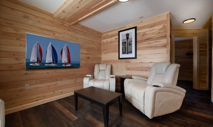 South Fork Apartment | 2 Bedroom-2 Doubles/1Double Sleep Number Bed