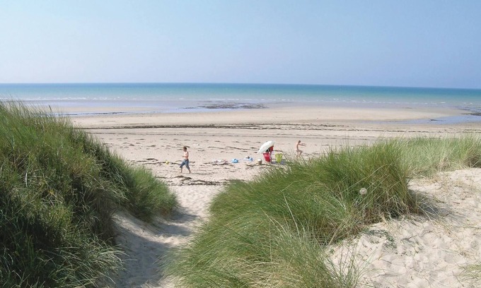 Anneville-sur-Mer House | 2 bedroom accommodation in Anneville sur Mer