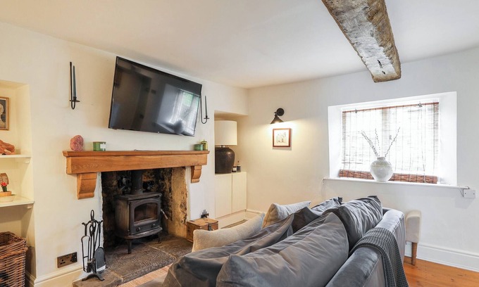Monkton Farleigh Cottage | 2 bedroom accommodation in Bradford-on-Avon