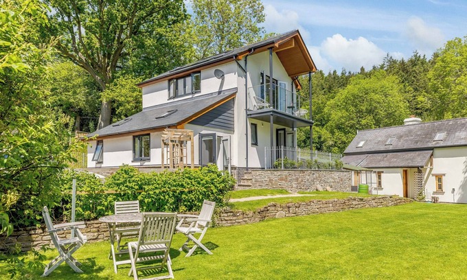 Westbrook Court Cottage | 2 bedroom accommodation in Clyro, near Hay-on-Wye