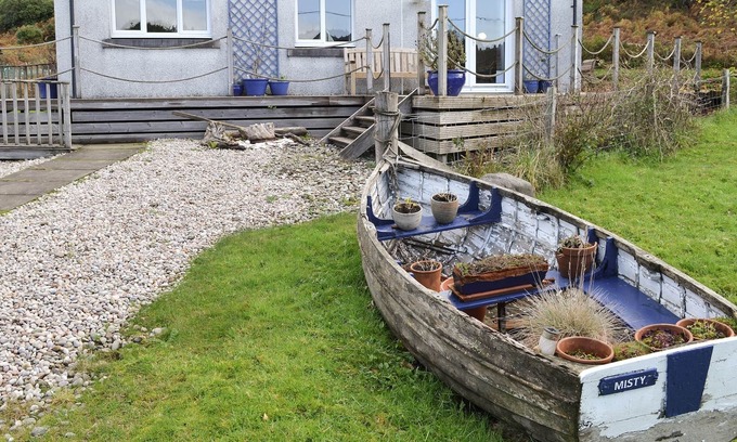 Tayvallich Cottage | 2 bedroom accommodation in Tayvallich, near Lochgilphead