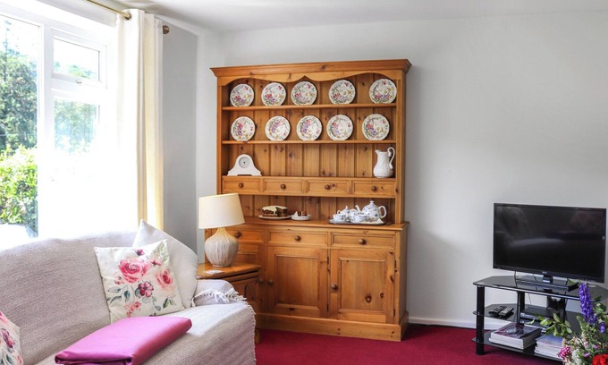 Llandre Cottage | 2 bedroom accommodation in Llandre, near Borth