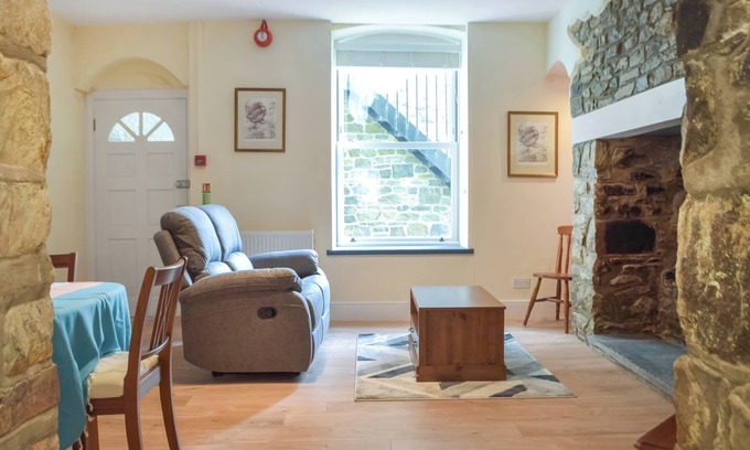 Llanfynydd Cottage | 2 bedroom accommodation in Llanfynydd