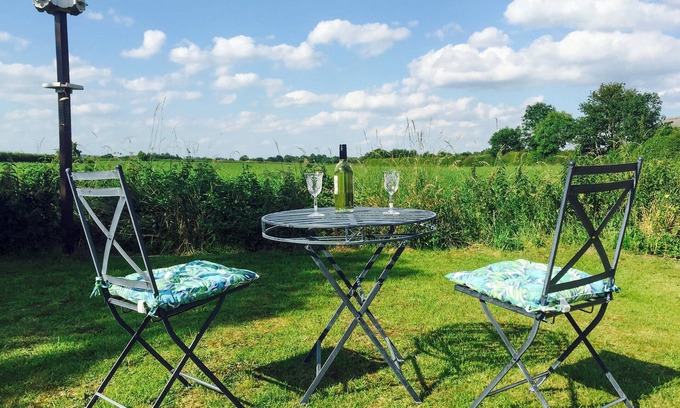 Gunthorpe Cottage | 2 bedroom accommodation in Caythorpe, near Nottingham