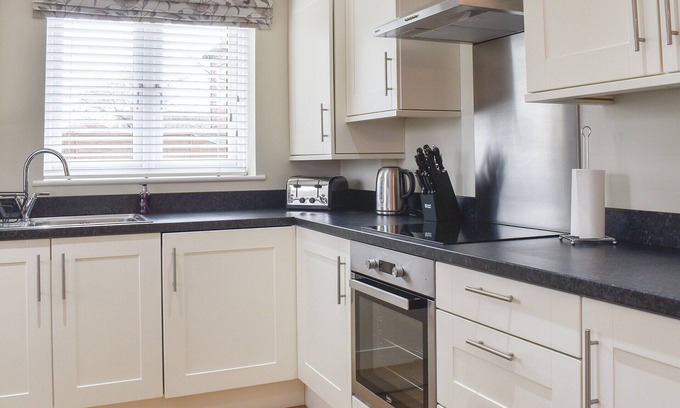 Portsmouth Cottage | 2 bedroom accommodation in Portsmouth