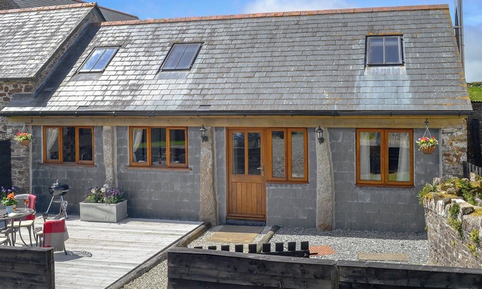 Brazzacott Cottage | 2 bedroom accommodation in Boyton, near Launceston