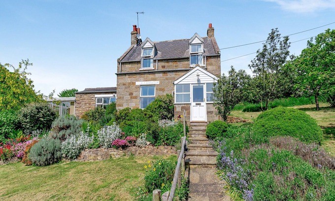 Briggswath Cottage | 2 bedroom accommodation in East Barnby, near Whitby