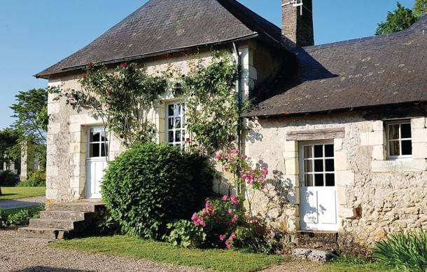 Noyant-Villages House | 2 bedroom accommodation in Breil