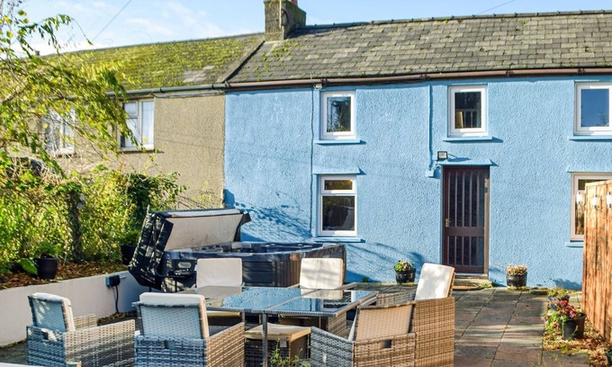 Carmarthen Cottage | 2 bedroom accommodation in Kilgetty
