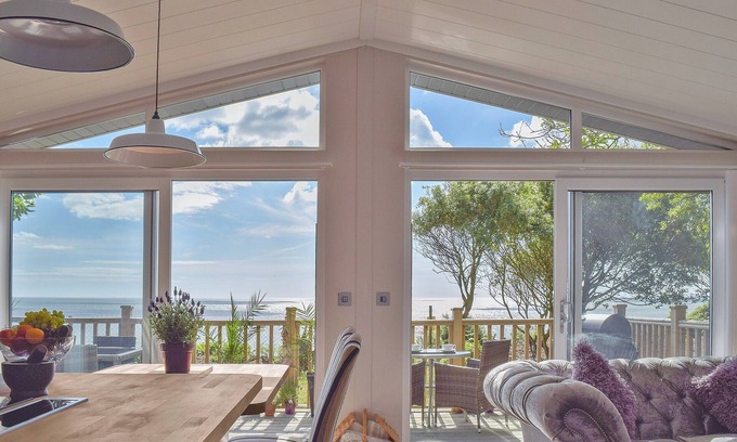 Corton Cottage | 2 bedroom accommodation in Corton, near Lowestoft