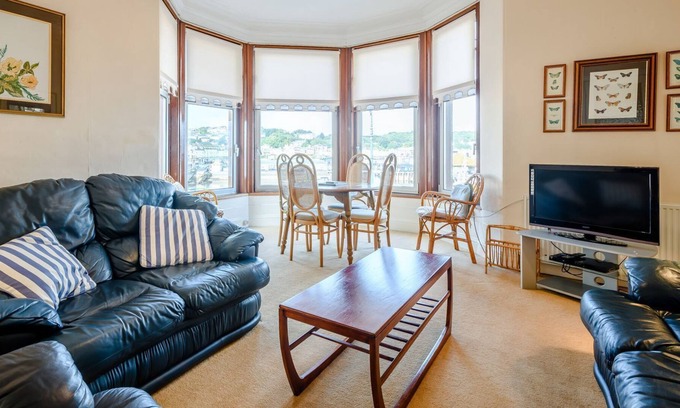 Rothesay Cottage | 2 bedroom accommodation in Rothesay, Isle of Bute
