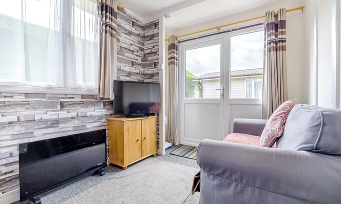 Anderby Creek Cottage | 2 bedroom accommodation in Anderby Creek, Mablethorpe