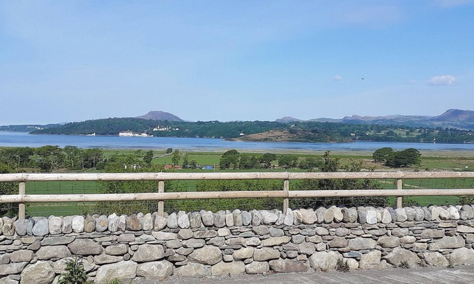 Talsarnau Cottage | 2 bedroom accommodation in Talsarnau, near Harlech