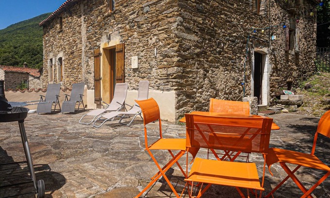 Vieussan House | 2 bedroom accommodation in Vieussan