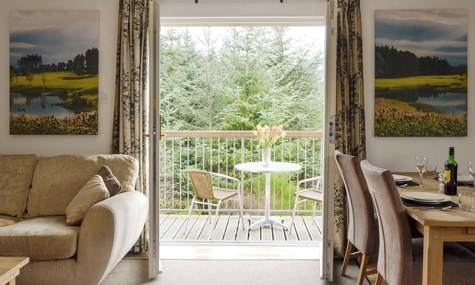 Inchmarlo Cottage | 2 bedroom accommodation in Inchmarlo, near Banchory