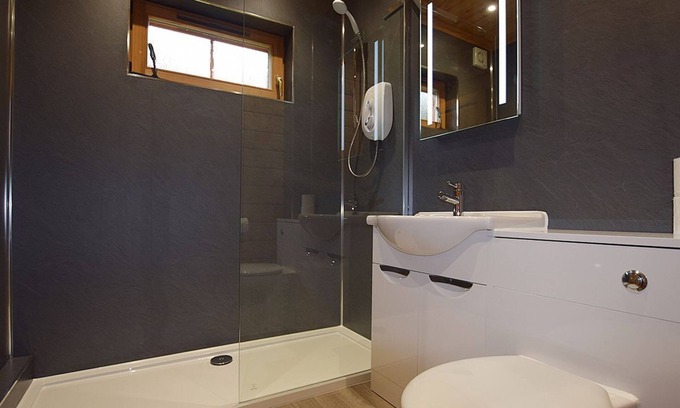 Ledbury Cabin | 2 bedroom accommodation in Ledbury
