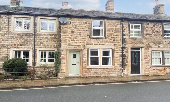 Embsay Cottage | 2 bedroom accommodation in Embsay, near Skipton