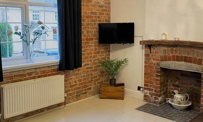Wyke Regis Cottage | 2 bedroom accommodation in Wyke Regis, near Weymouth