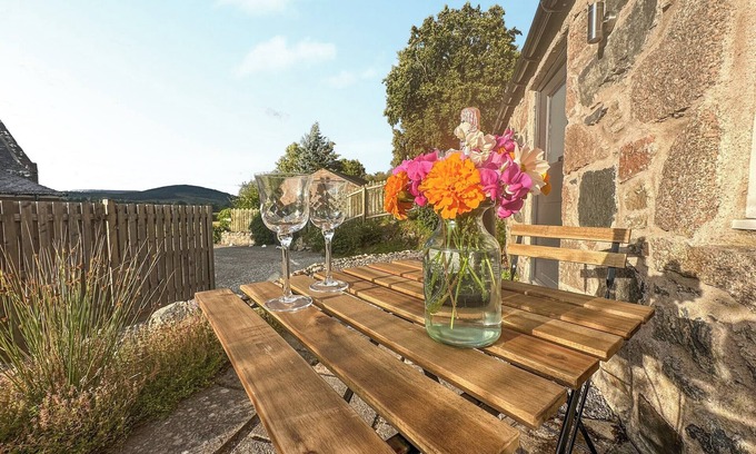 Aboyne Cottage | 2 bedroom accommodation in Aboyne