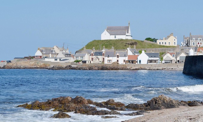 Buckie Cottage | 2 bedroom accommodation in Findochty, near Buckie
