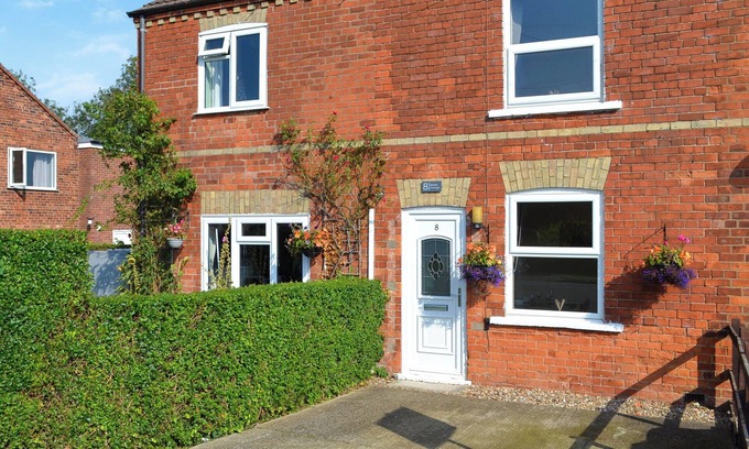 Spilsby Cottage | 2 bedroom accommodation in Firsby